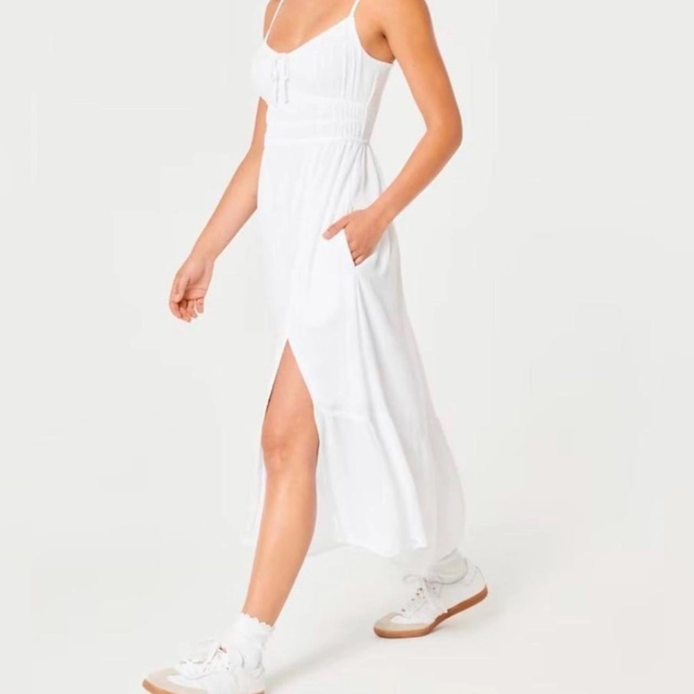 ✨NWOT ✨HOLLISTER✨ white long sundress